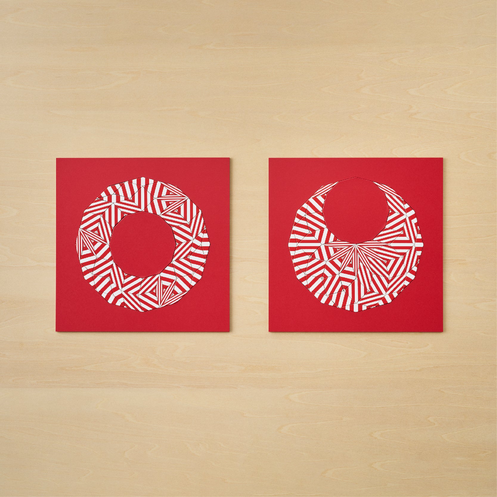 PAPER RHOMBUS PUZZLE RED