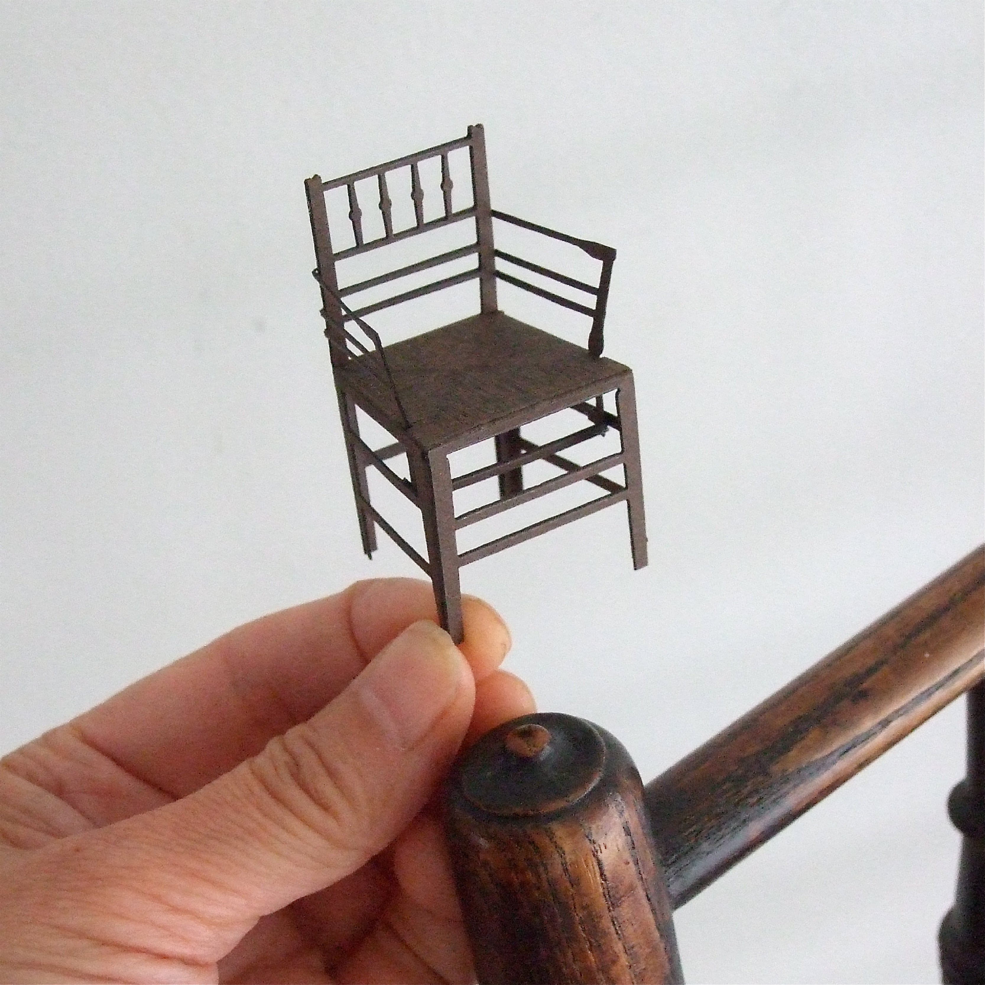 001 Sussex chair / サセックスチェア