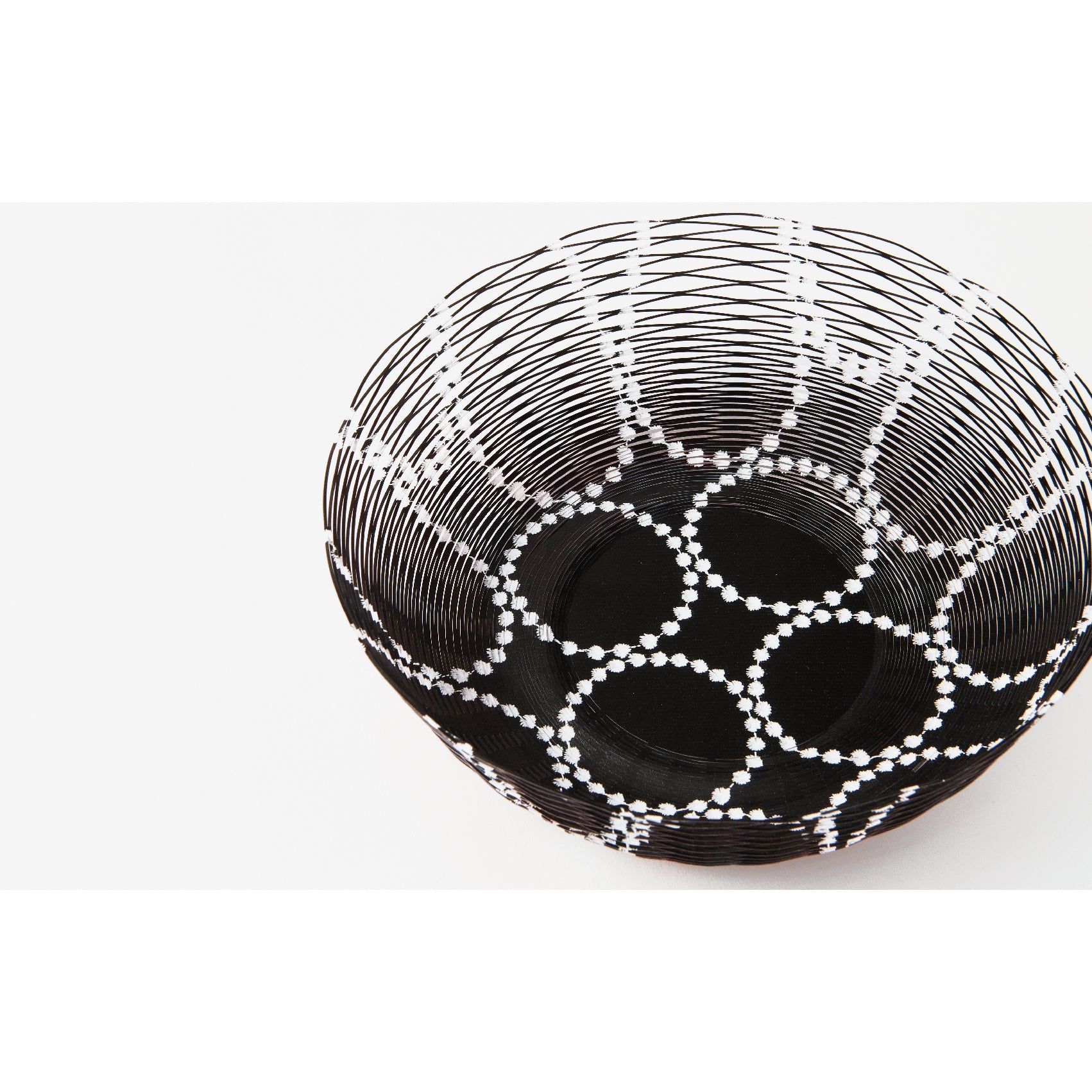 空気の器 tambourine/anemone by minä perhonen