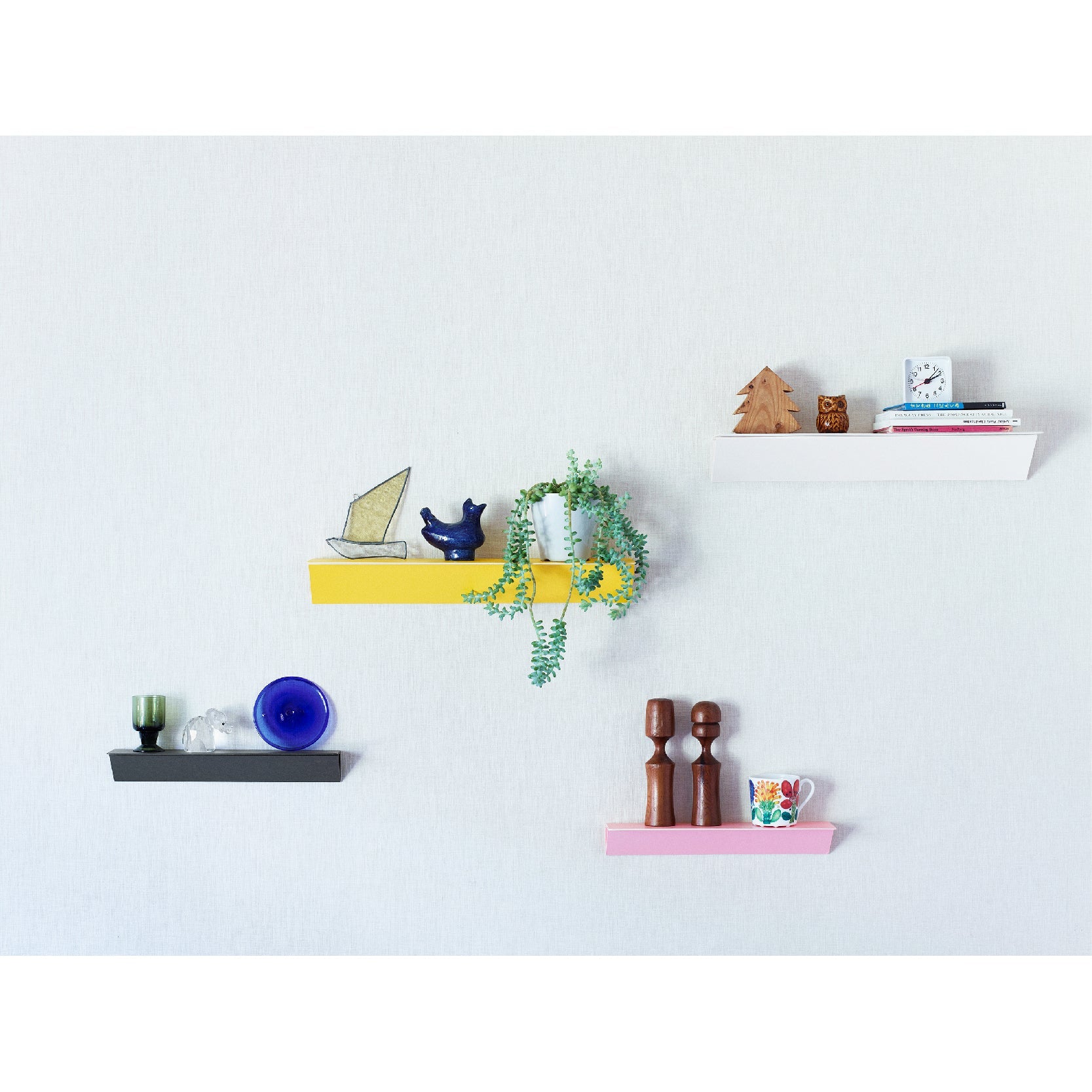 A4 SHELF