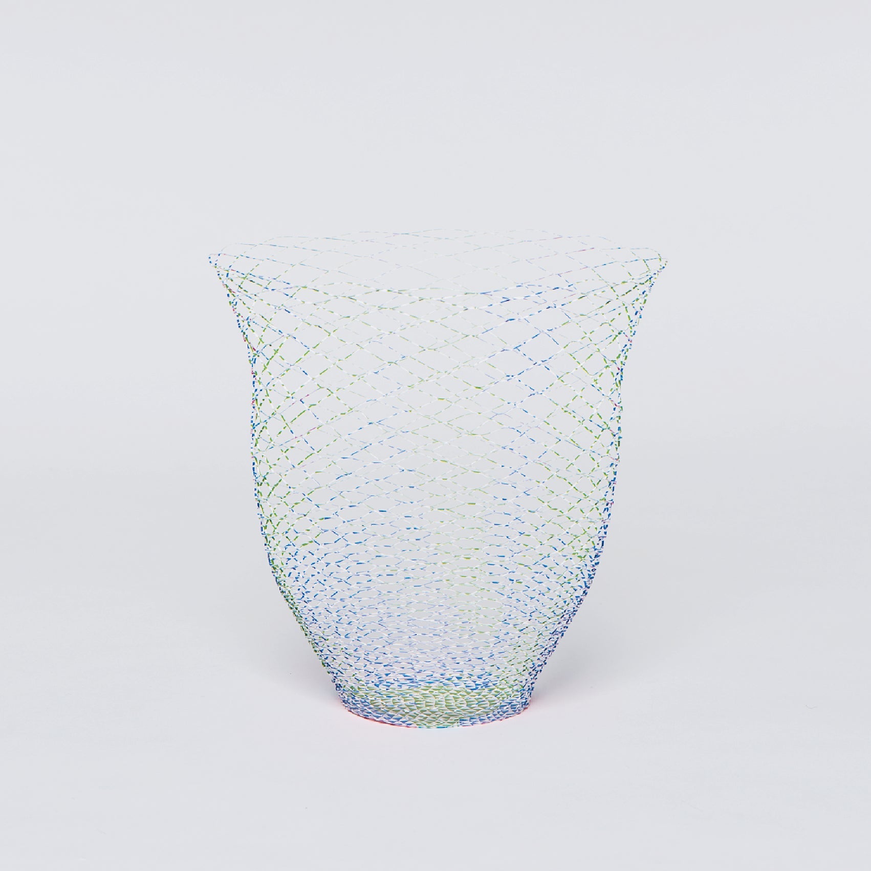 airvase ATOM WAVY by ASAO TOKOLO